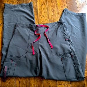 Women’s Carhartt Scrub Bottoms
